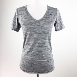 The Nike Tee Knit Sport Active Shirt  Short Sleeve